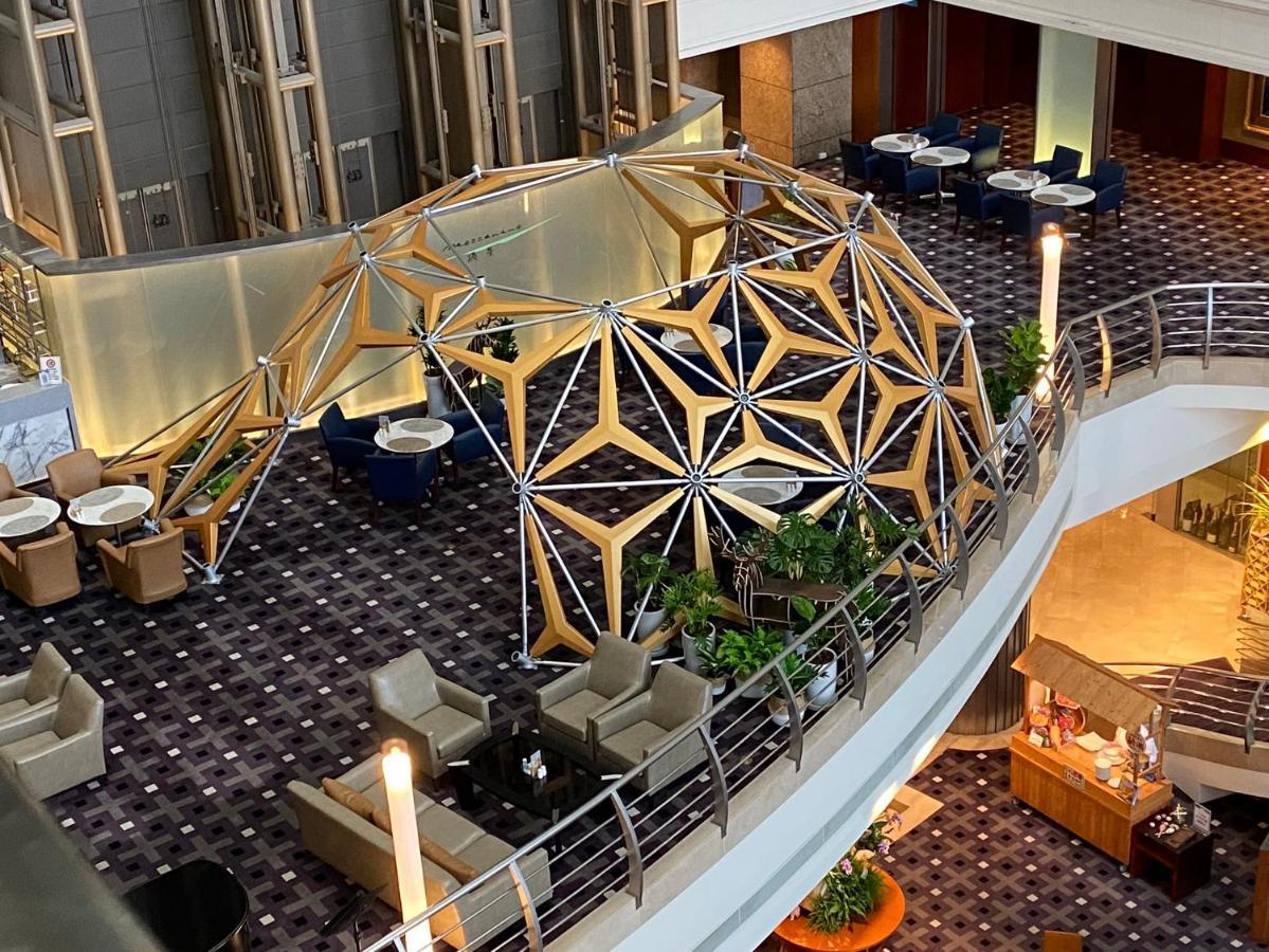 Ambassador Hotel Hsinchu Extérieur photo The Star Lounge at Sydney Airport