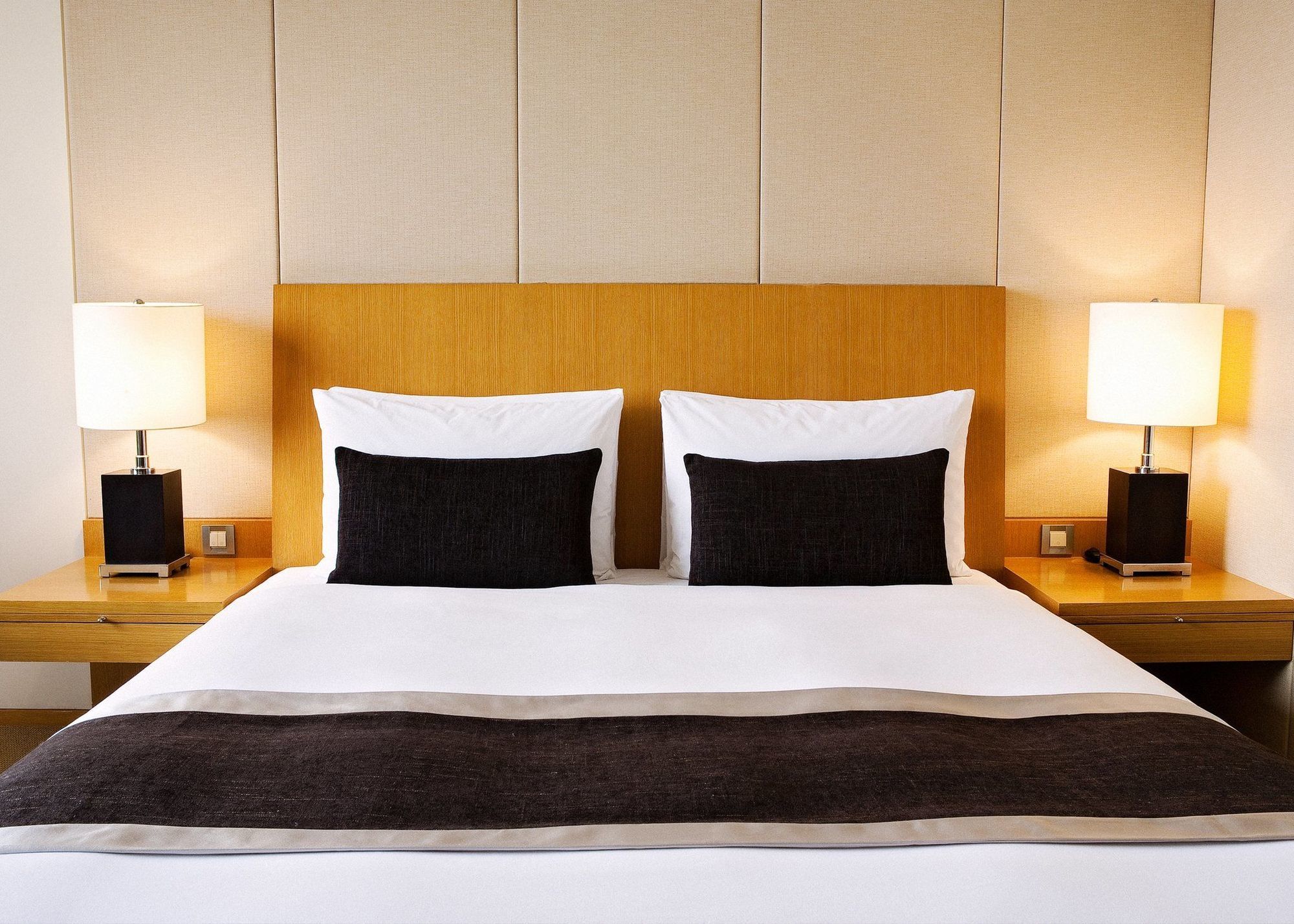 Ambassador Hotel Hsinchu Chambre photo A bed