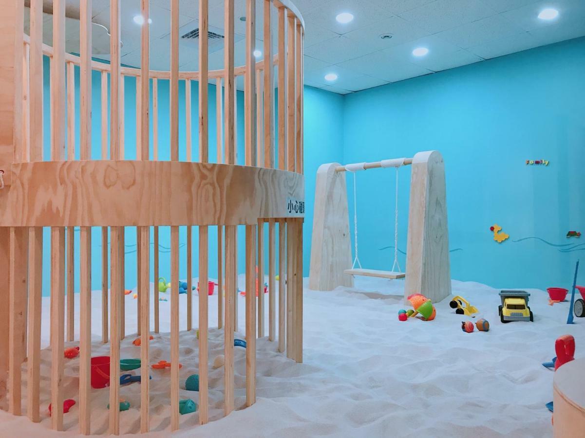 Ambassador Hotel Hsinchu Extérieur photo The Children's Museum of Oakville
